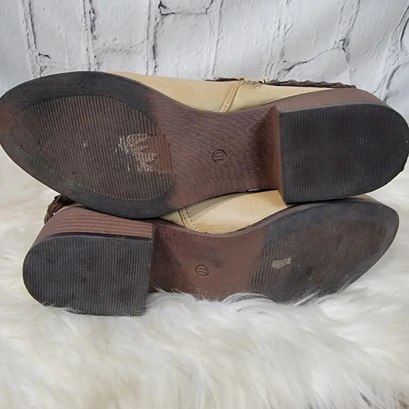 Pierre Dumas Two Toned Booties Braided Buckle Detail Women 10 Ankle Boot Western - Picture 13 of 13